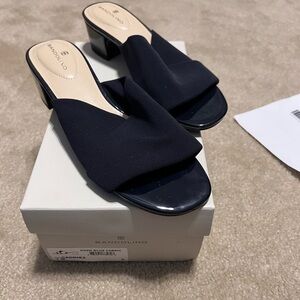 NWT Bandolino Caddie 2 Sandal in Dark Blue Fabric Size 7